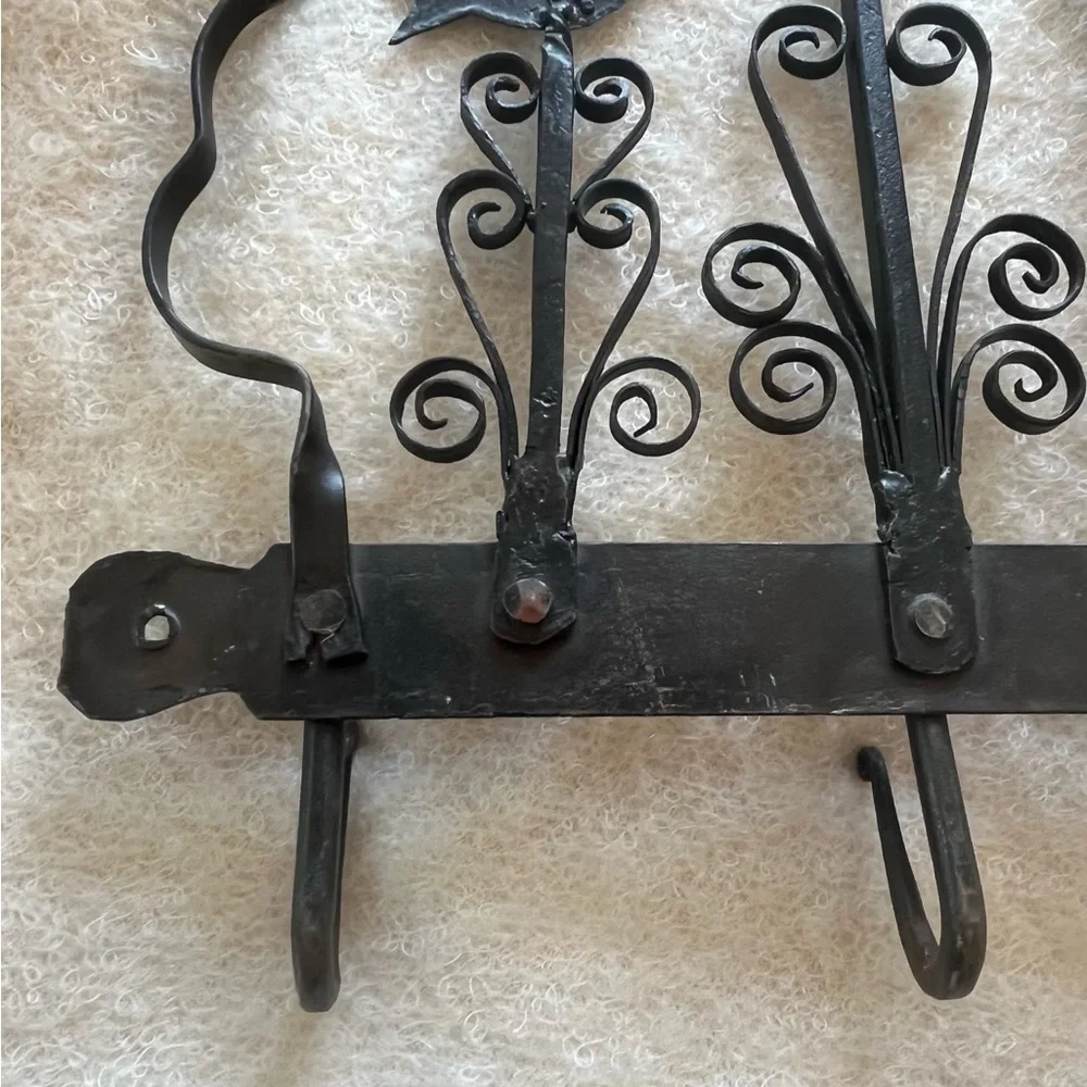 Vintage ?Antique Forged Iron Rack Hand Wrought Primitive Hanging Hooks w Birds
